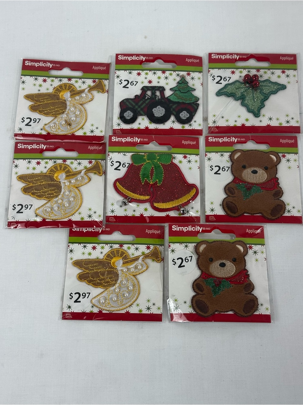 Simplicity Red and Green Christmas Iron-On Appliqué Pack